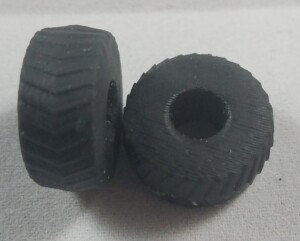 *MPT-04 18.4-16.1 Pulling Tire